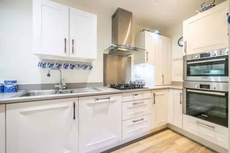 Retirement Property in Tring: Low Maintenance & High Street Amenities