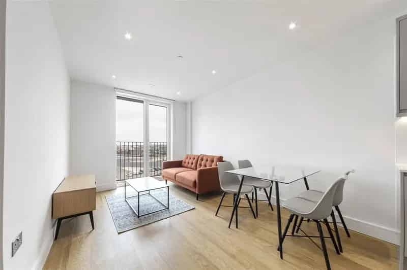 1 Bedroom Apartment for Sale in London
