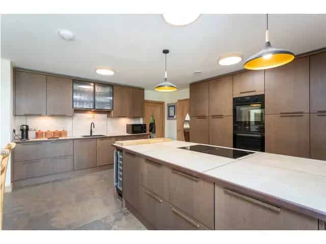 Detached House for Sale in Exclusive Development
