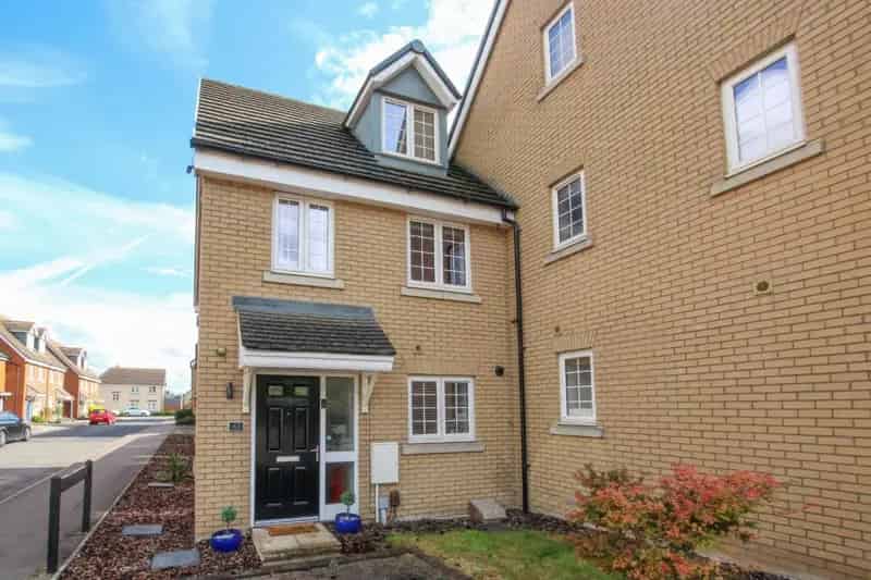3 bedroom House
 For Sale