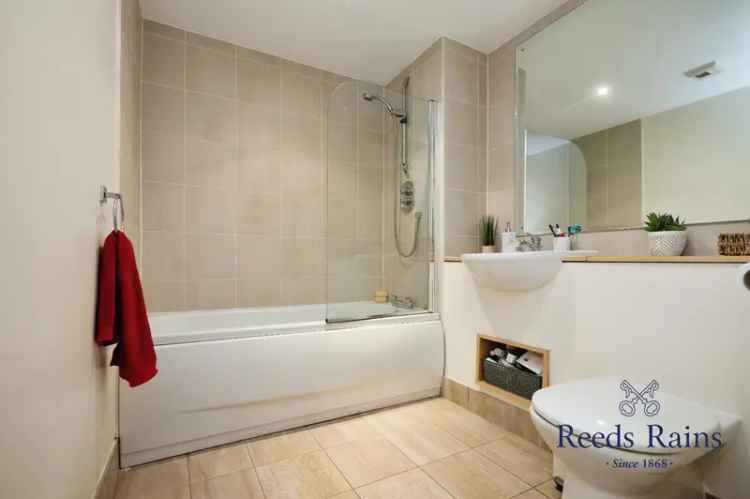 2 Bedroom Flat for Sale in Hull, East Yorkshire