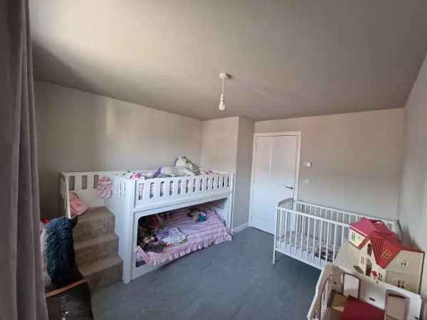 Flat For Rent in Maidstone, England