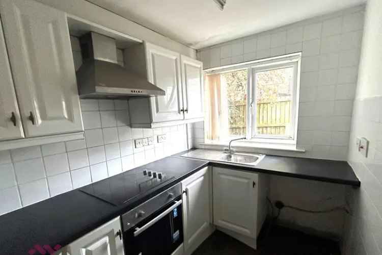 Ground Floor Apartment Near Kew Retail Park Southport Hospital