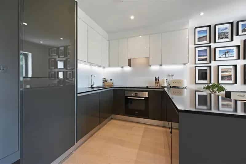 2 Bedroom Flat House to Rent Near Elizabeth Line