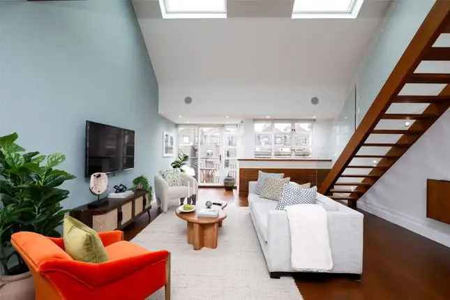 Two Bedroom Penthouse Apartment Bayswater W2