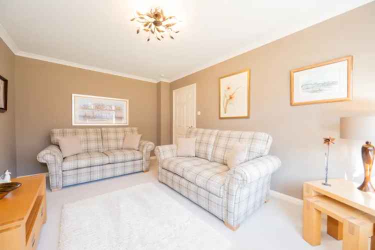 3 Bedroom Detached House Laurencekirk