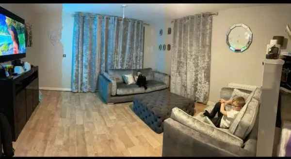 Flat For Rent in Chelmsford, England