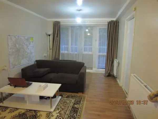 Flat For Rent in Rotherham, England