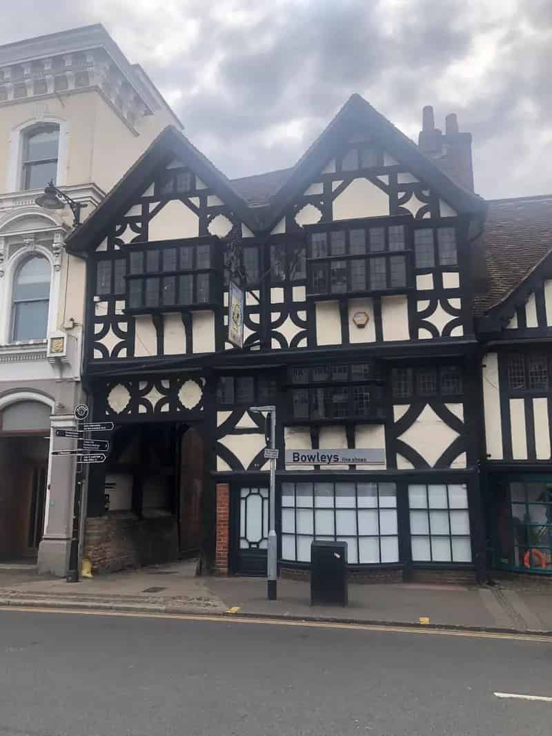 Farnham Borough Commercial Property