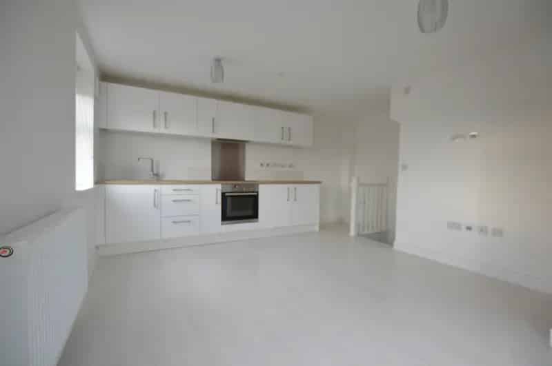Two Bedroom Townhouse River Views Zero Deposit Available