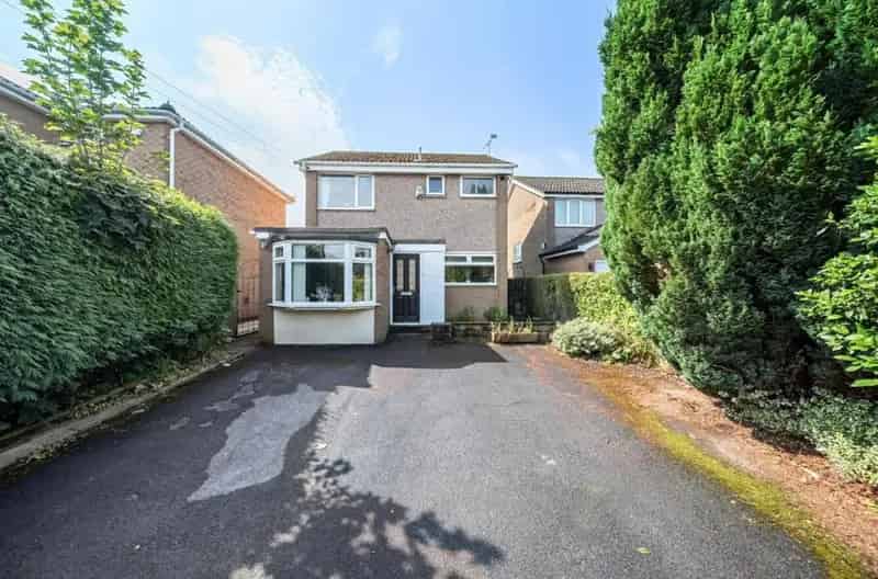 3 Bed Semi-Detached House for Sale in Adel