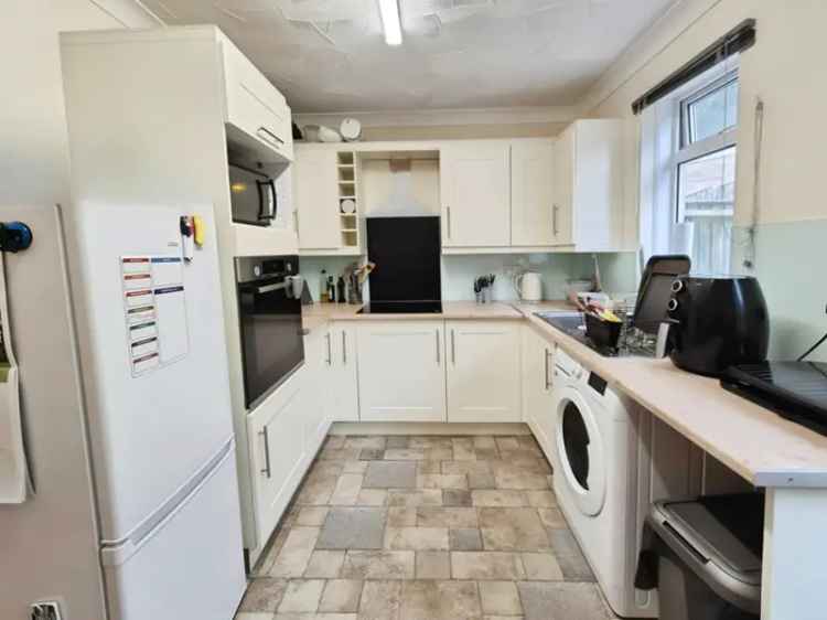 2 Bedroom House For Sale Near Leonardo Helicopters