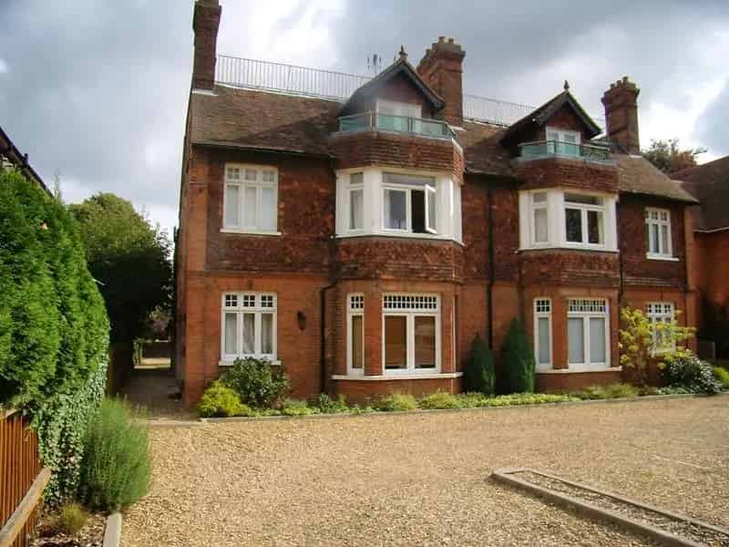 2 Bedroom Apartment to Rent Near Addenbrookes Hospital