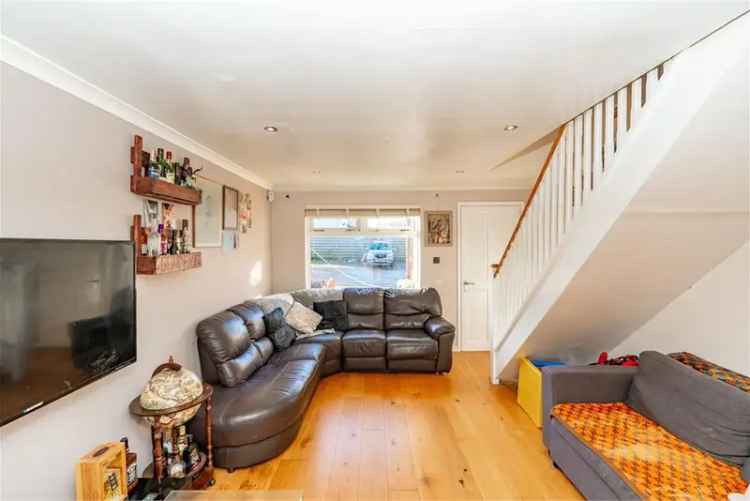 2 Bed House - Terraced with 1 Reception Room