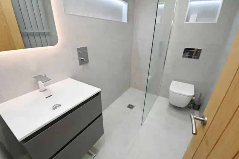 Stunning 2-Bed House for Sale - Modern, Stylish, Move-In Ready