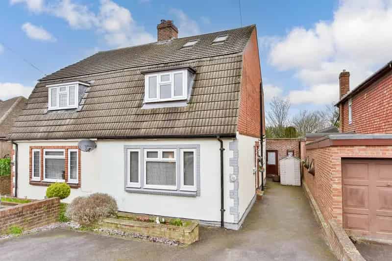 4 Bedroom Semi Detached House For Sale