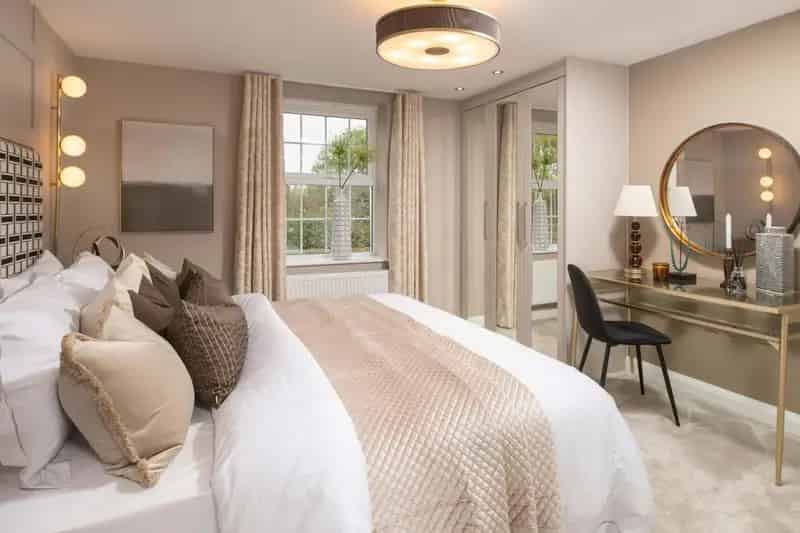 4 Bed Detached House For Sale
