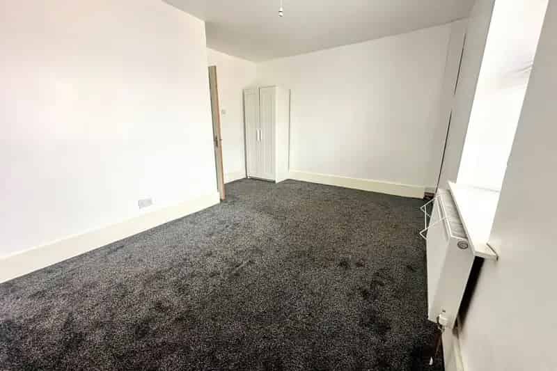 2 Bedroom Terrace House Abercwmboi Zero Deposit Available