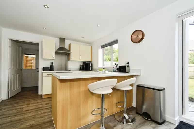 4 Bed Detached House Highworth Modern Family Home