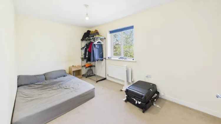 2 Bedroom Maisonette For Sale Near A14 A11