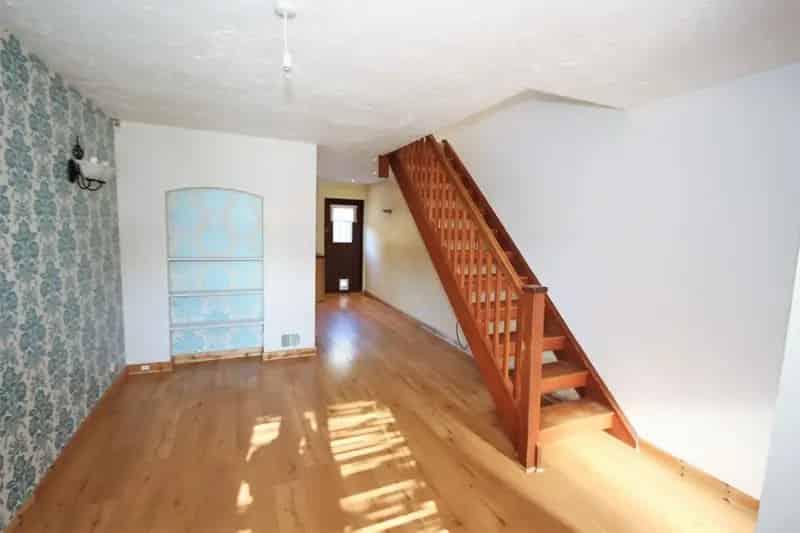 2 bedroom House
 To Rent