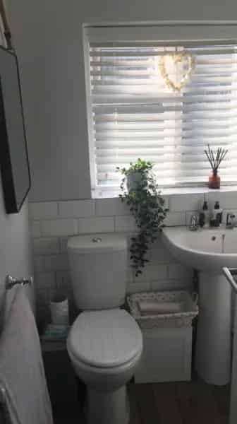 3 Bed House with Garden and Car Space Near London