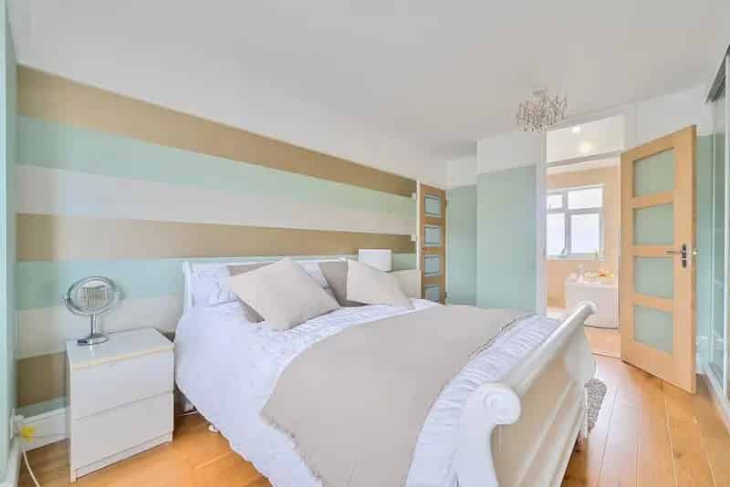 Four Bedroom Family Home With Two Reception Rooms and 25ft Kitchen Diner