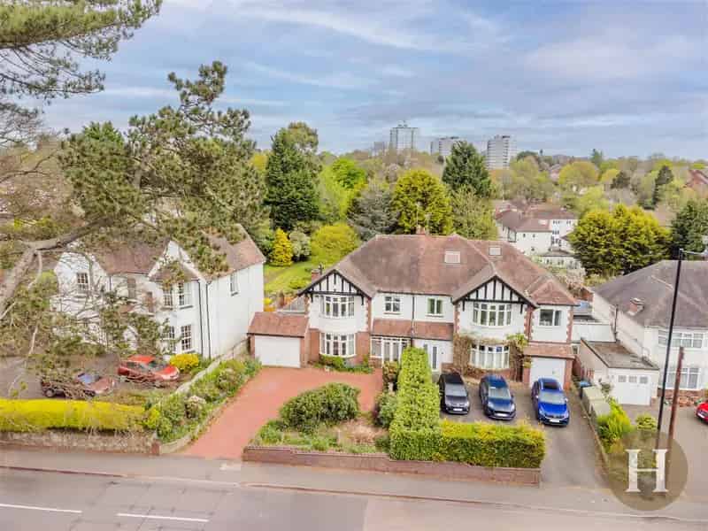 6 Bedroom Semi-Detached House to Rent - HMO Potential