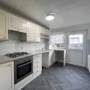 3 rooms house of 185 m² in Birmingham