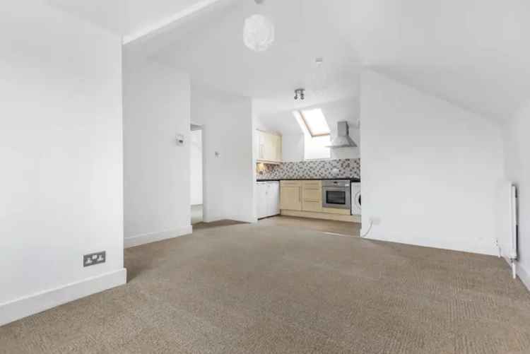 West Dulwich One Bedroom Apartment with Parking