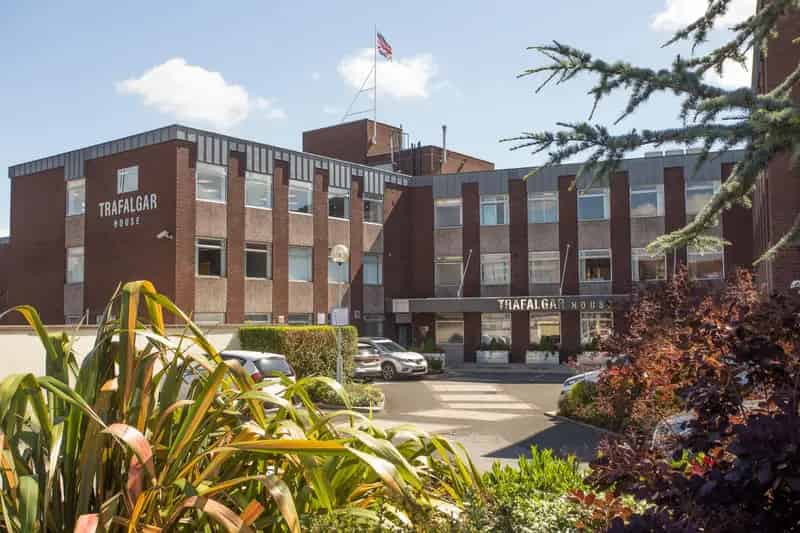 Altrincham Office Suites: Modern Workspace with Amenities