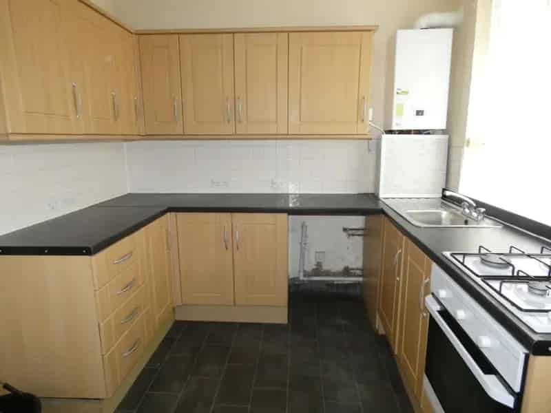 2 bedroom terraced house