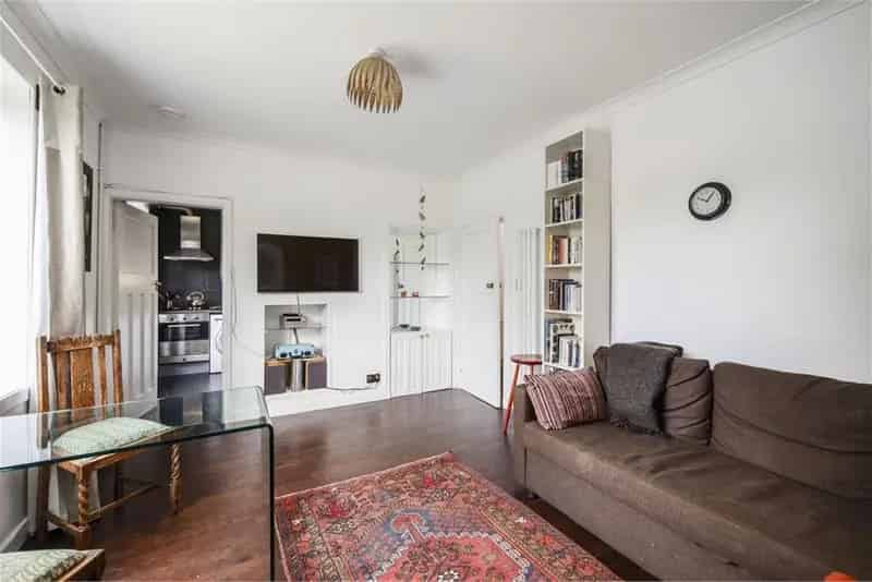 2 Bed Flat Corstorphine Edinburgh Spacious Lounge Modern Kitchen Garden