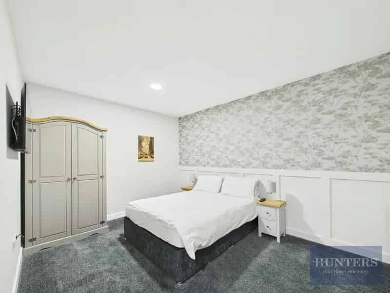 2 Bedroom Apartment to Rent
