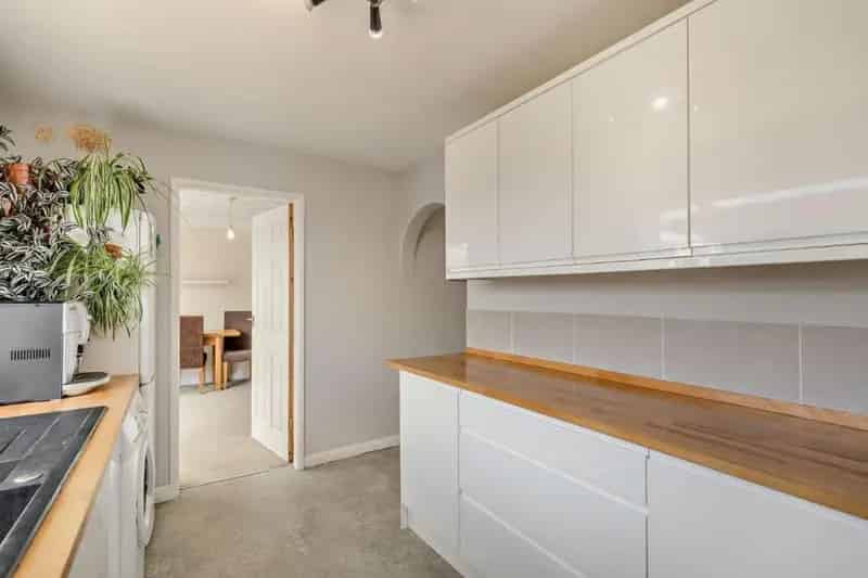 4 Bed Semi-Detached House For Sale