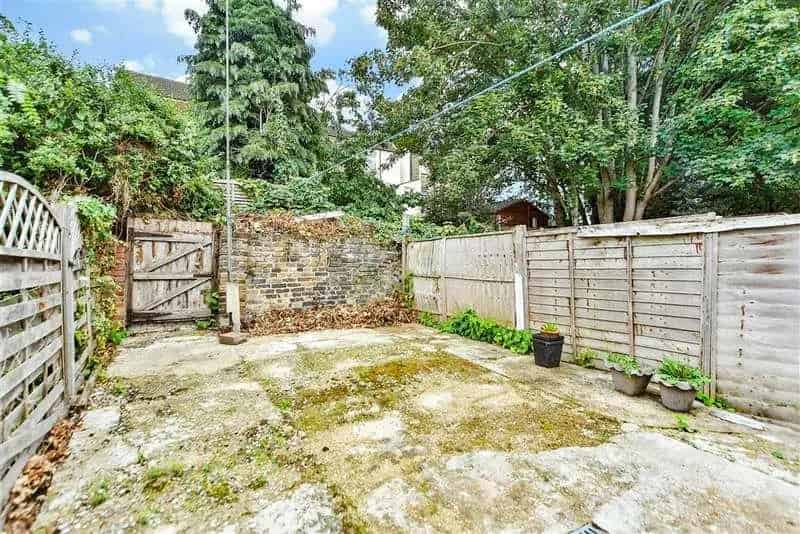 2 Bed Victorian Terrace House - Auction