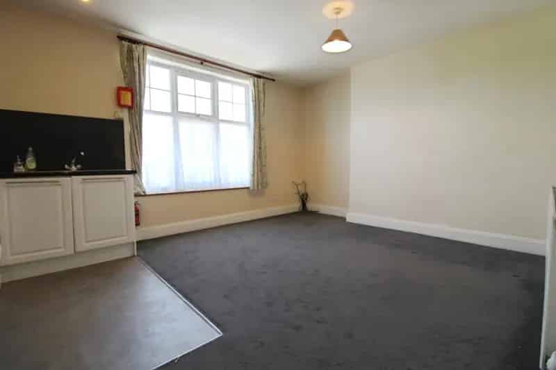 Two Bedroom Duplex Apartment Oadby