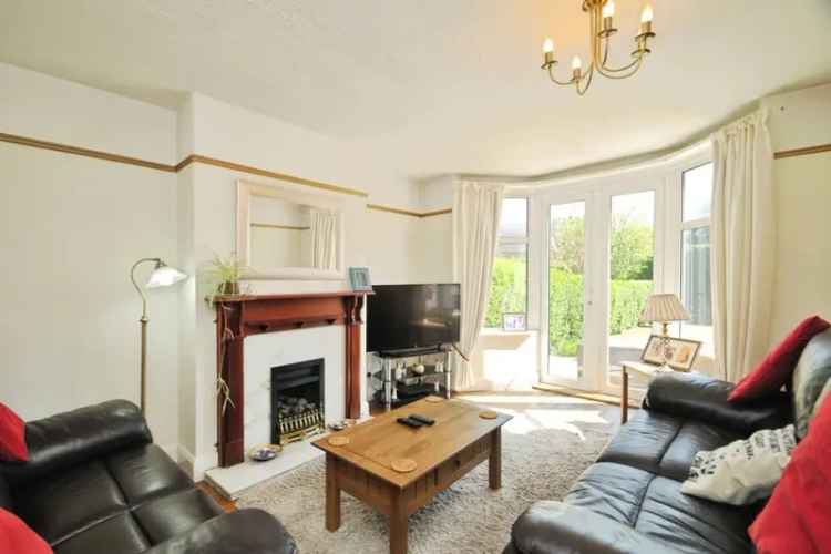 Four Bedroom Semi-Detached Home with Extended Kitchen and Garden