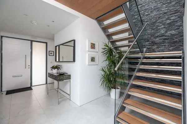 Architect-Designed Detached House with High Energy Efficiency