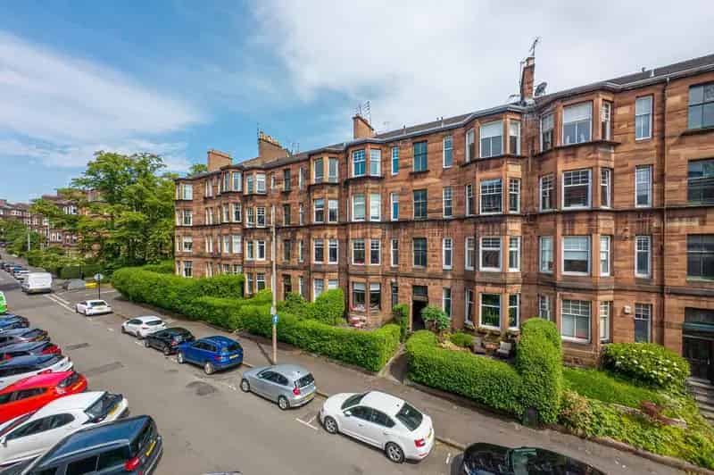 2 Bedroom Apartment for Sale Byres Road Glasgow