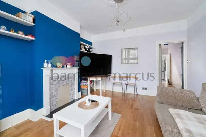 Flat For Rent , London, England