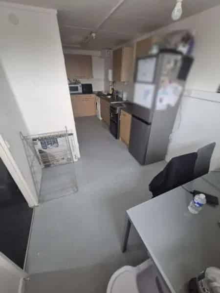 2 Bed Maisonette Near City Centre