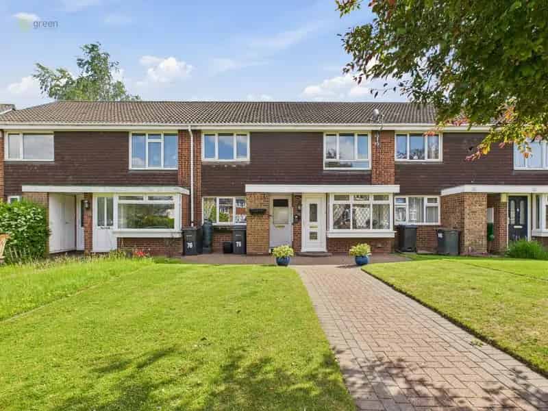 2 Bedroom Maisonette for Sale