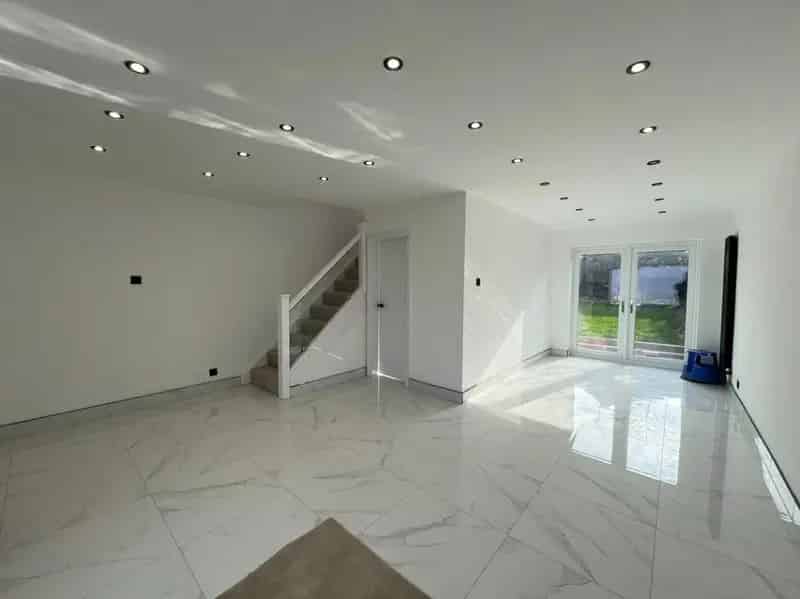3 Bed Semi-Detached House for Sale