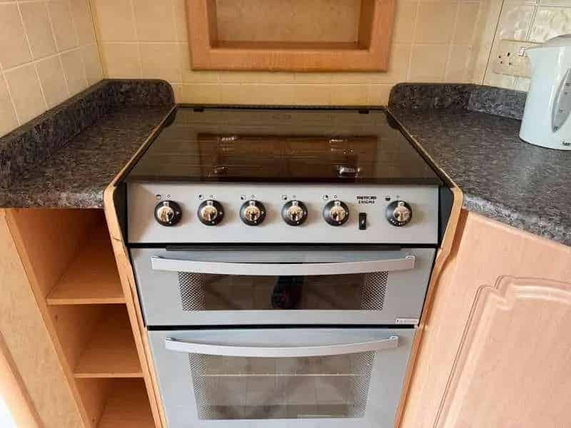 2 bed property for sale