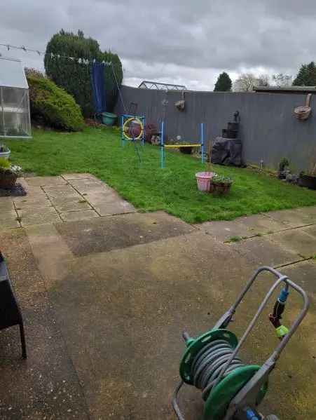 Bungalow For Rent in Fenland District, England