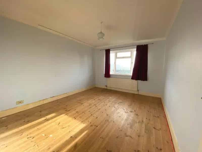 3 Bed Family Home Stunning Panoramic Views Detached Garage