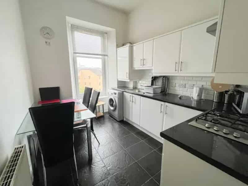 2 Bedroom Flat House to Rent Near Charing Cross