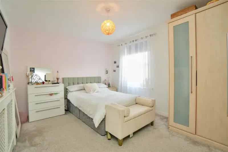 2 Bedroom Flat For Sale Easingwold