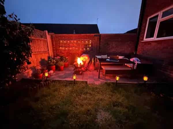 2-Bedroom Flat near Shops and Schools in Colchester